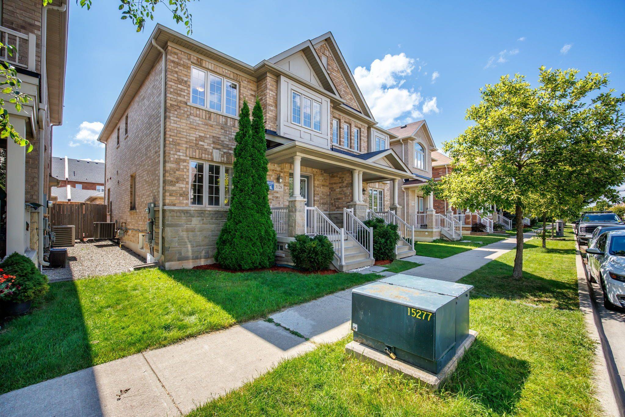 3128 Robert Brown BLVD, Oakville, ON L6M 4L7