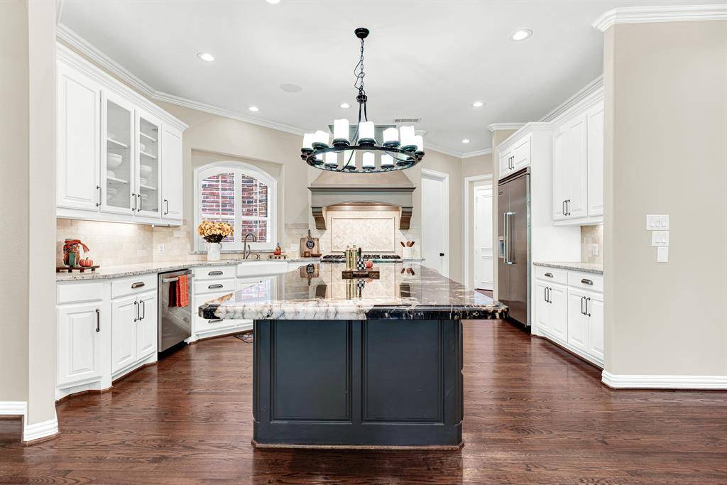 5237 SKY LAKE Drive, Plano, TX 75093