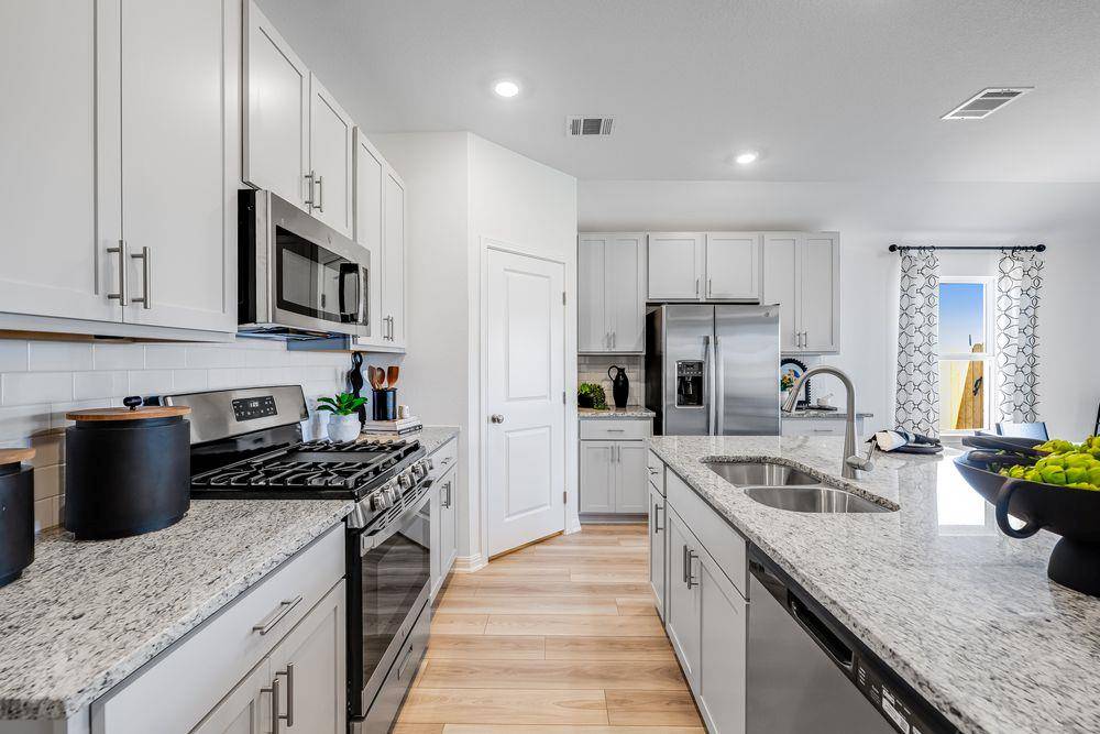 1300 Crumpton DR, Pflugerville, TX 78660