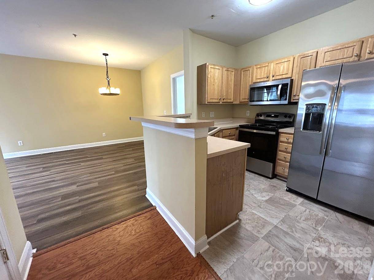 6724 Mallard Park DR, Charlotte, NC 28262