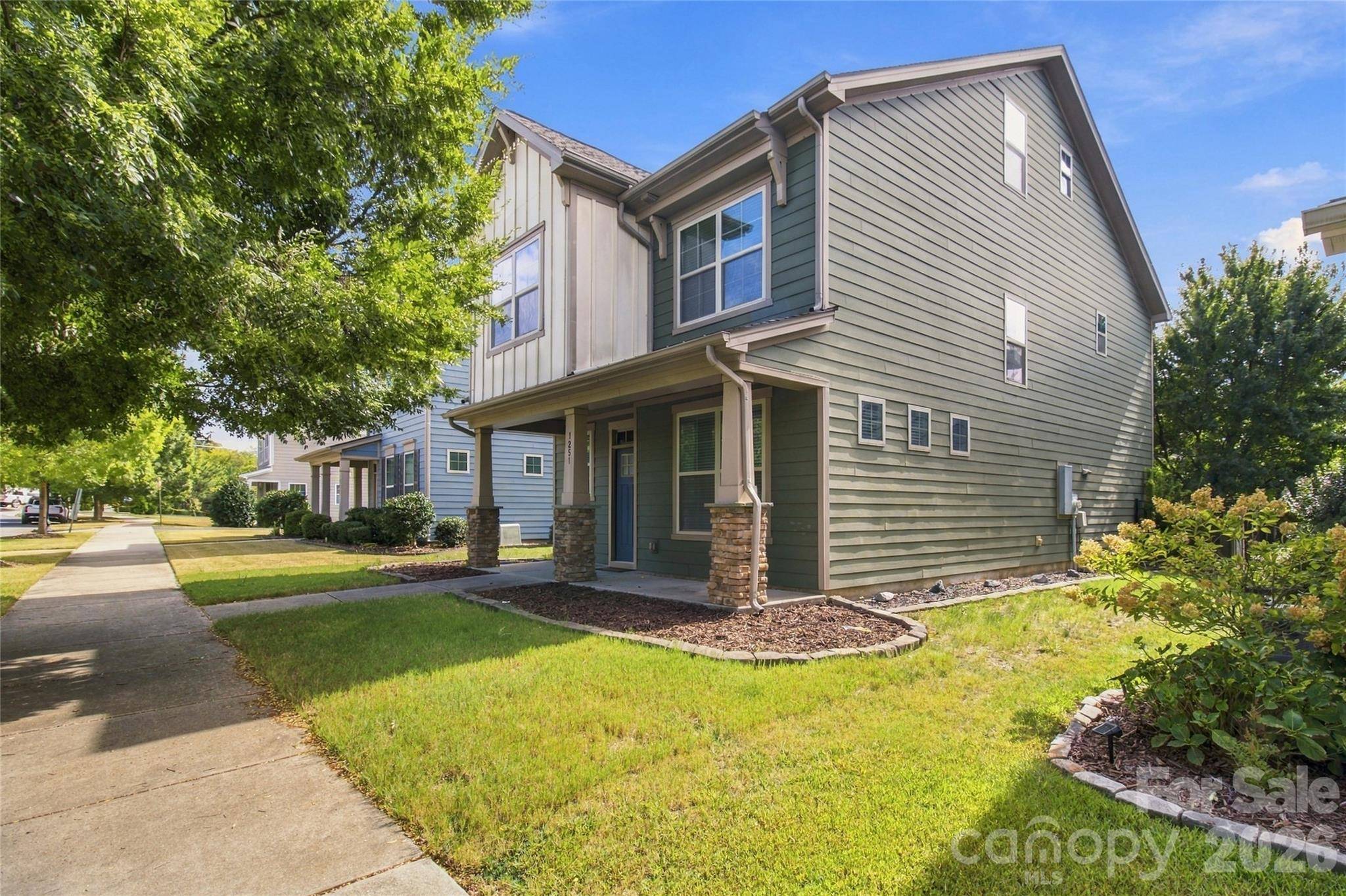 1251 Badger CT, Charlotte, NC 28206