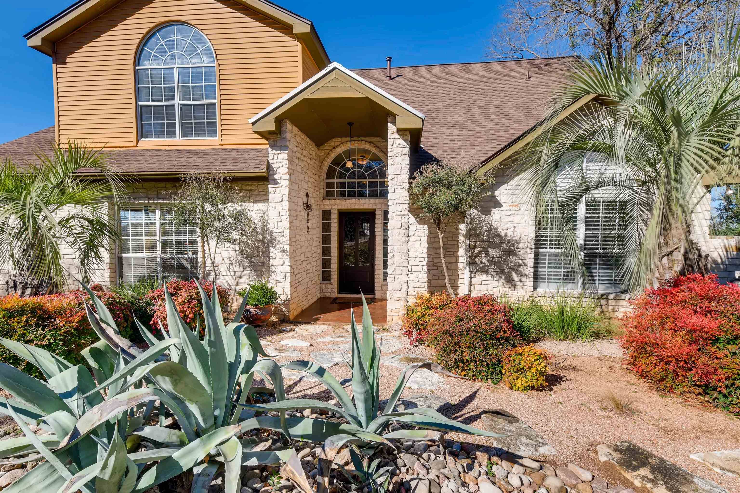 2614 S Pace Bend RD, Spicewood, TX 78669