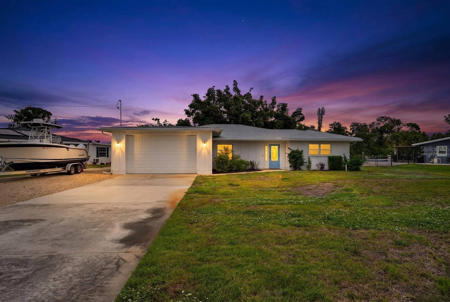 400 DONA DR, Nokomis, FL 34275