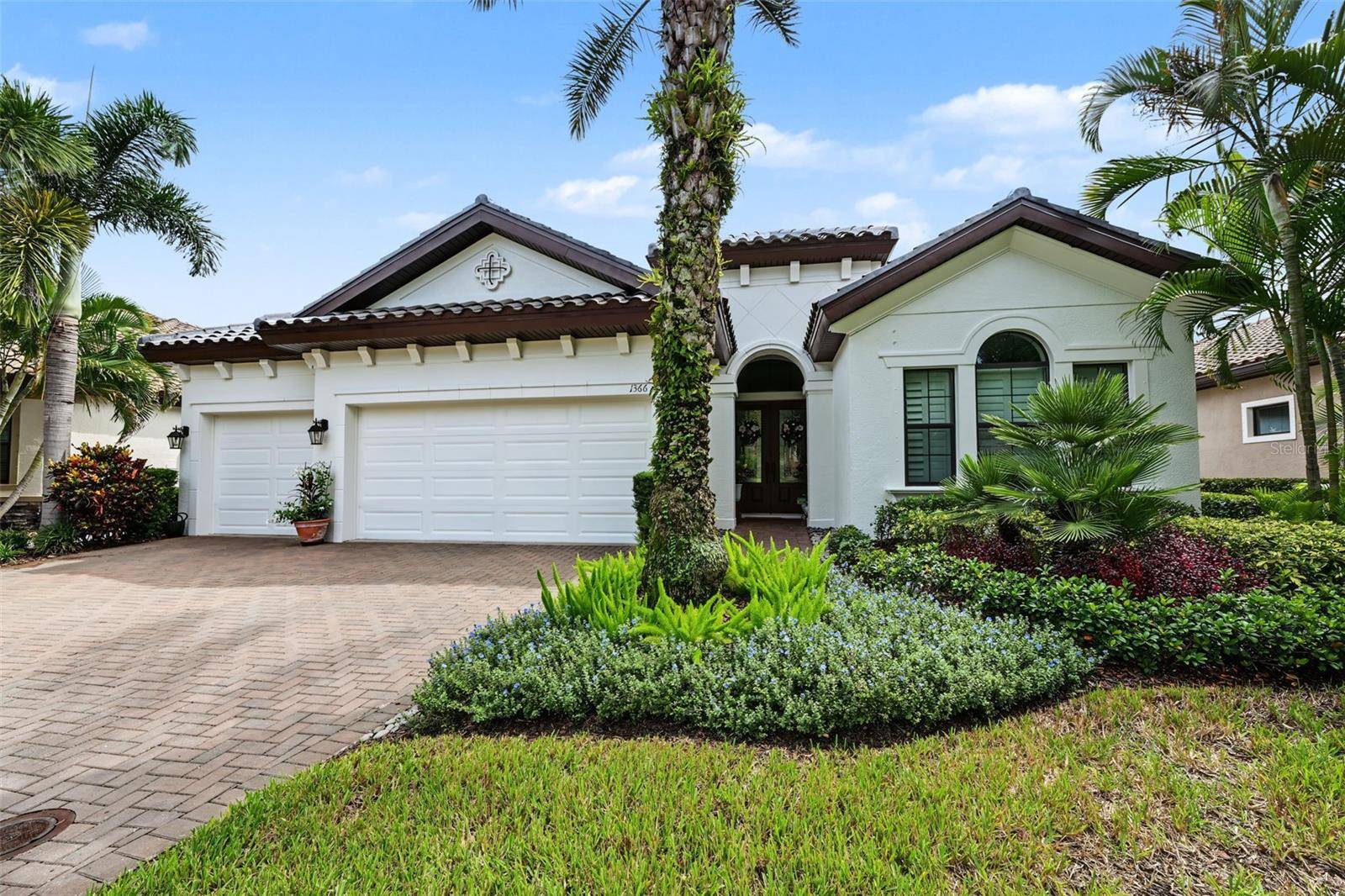 1366 VIA VERDI DR, Palm Harbor, FL 34683
