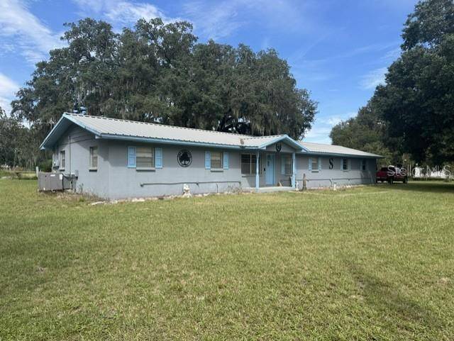 9581 MCINTOSH RD, Dover, FL 33527