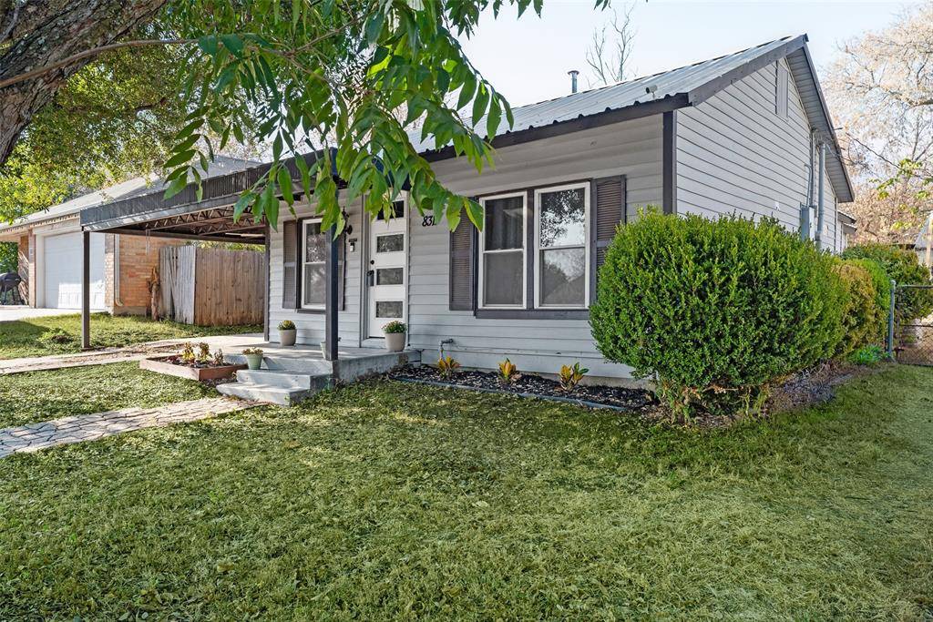 8311 Whitney Drive, White Settlement, TX 76108