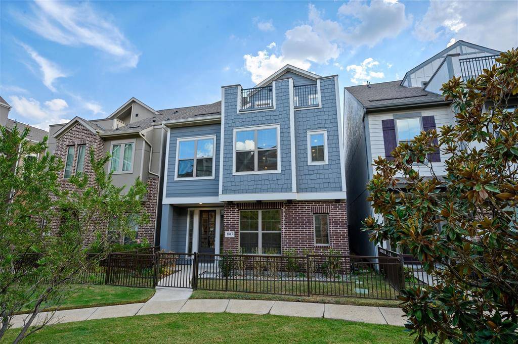 1047 Manacor Lane, Dallas, TX 75212
