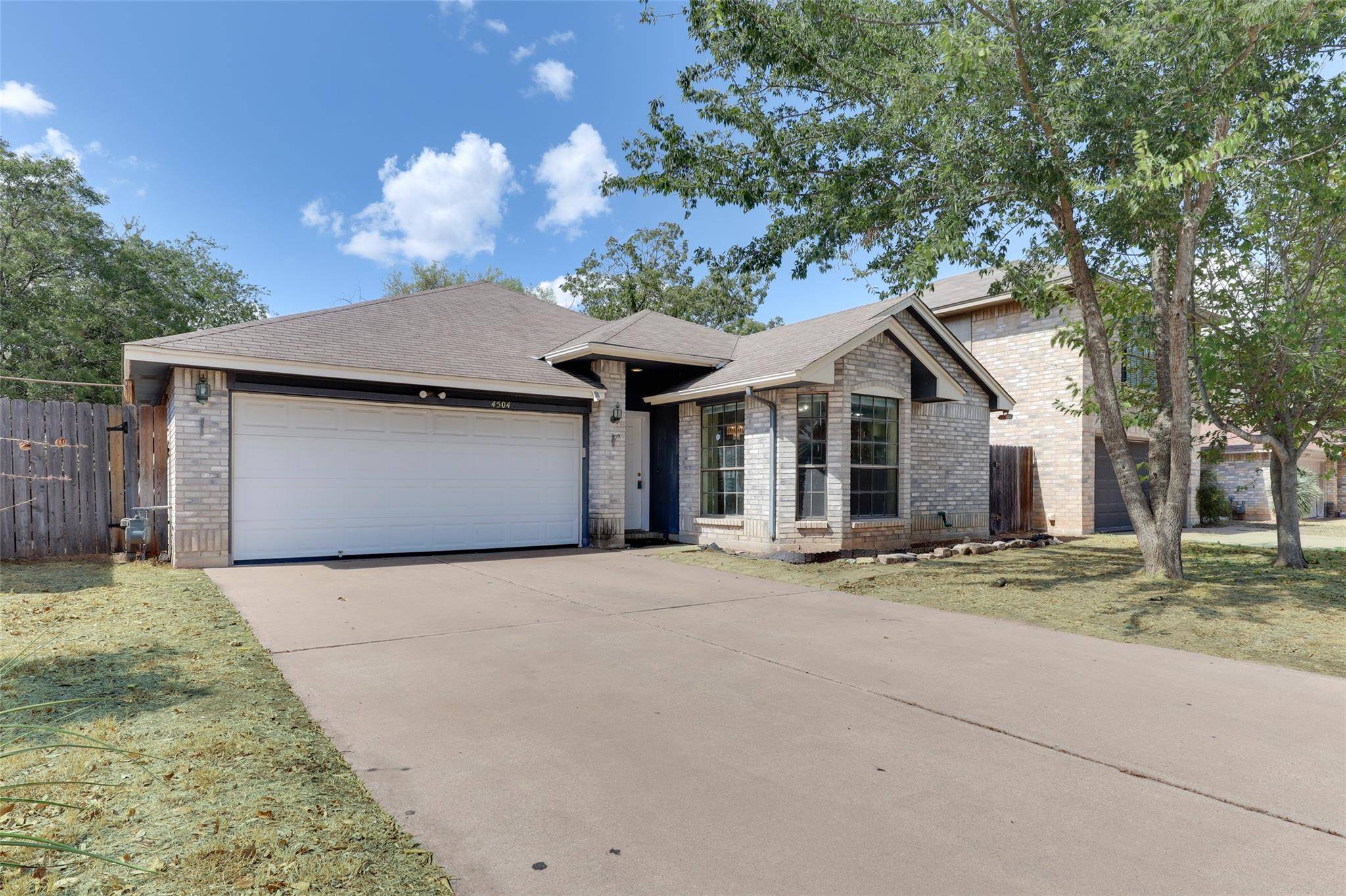 4504 Sojourner ST, Austin, TX 78725