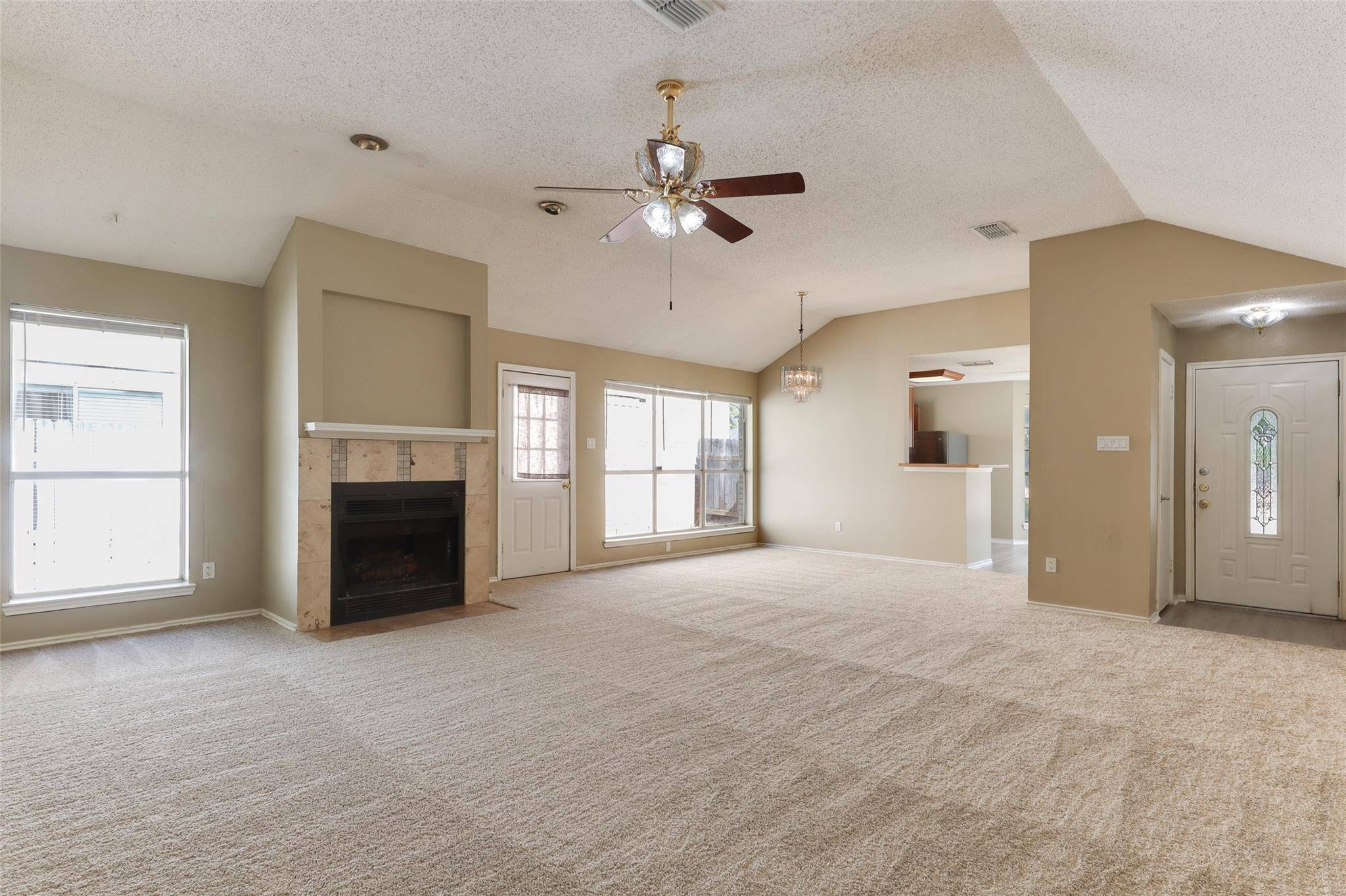4504 Sojourner ST, Austin, TX 78725