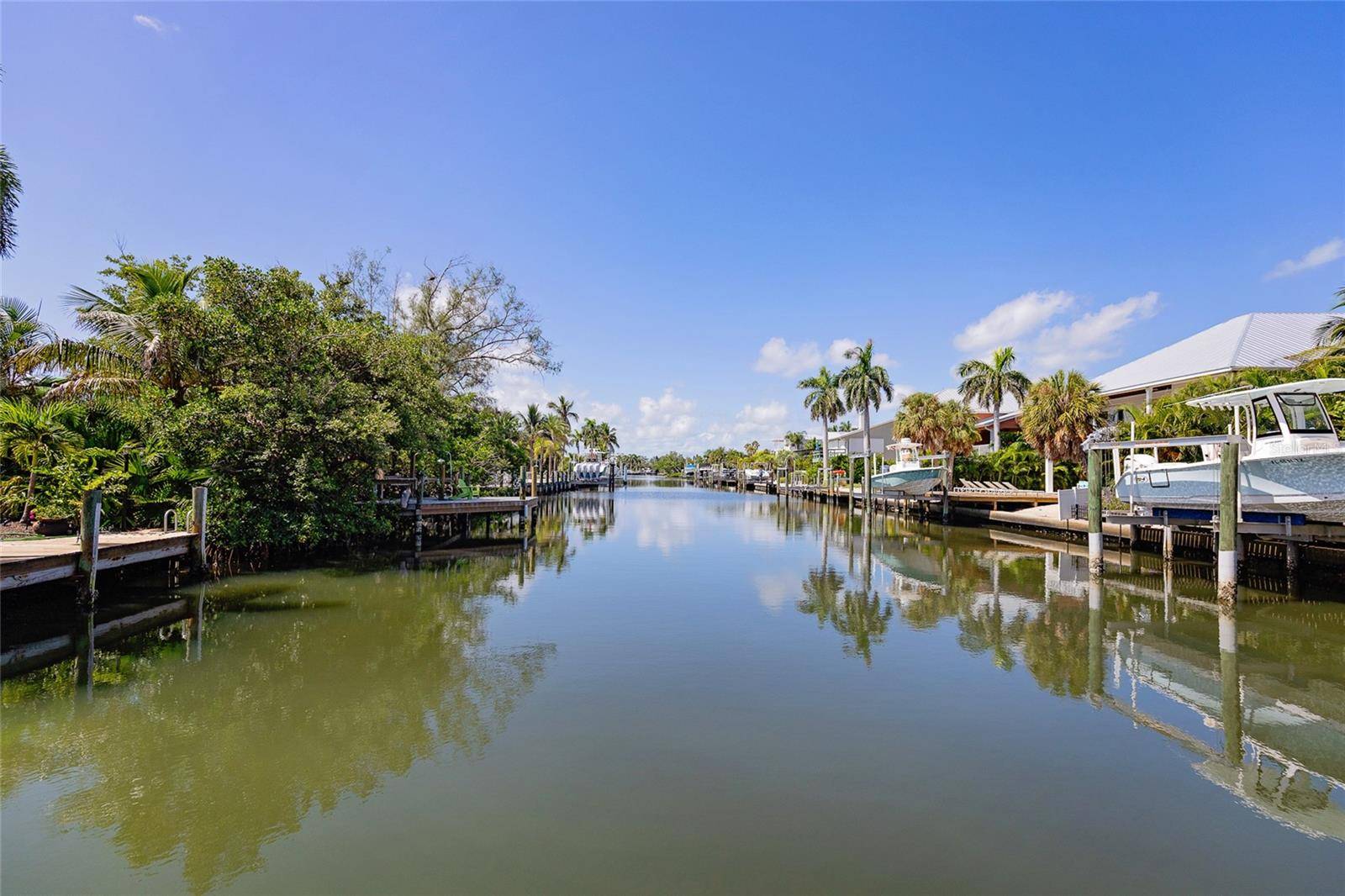 607 S BAY BLVD, Anna Maria, FL 34216