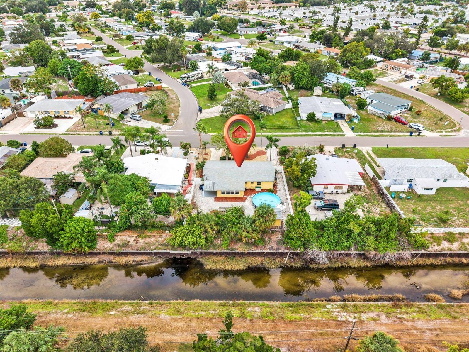 6235 COLUMBIA DR, Bradenton, FL 34207