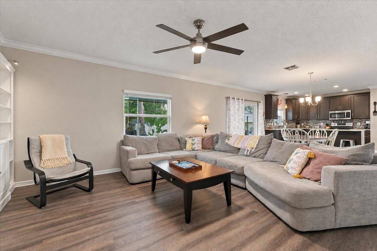 724 PATACHES PL, Groveland, FL 34736