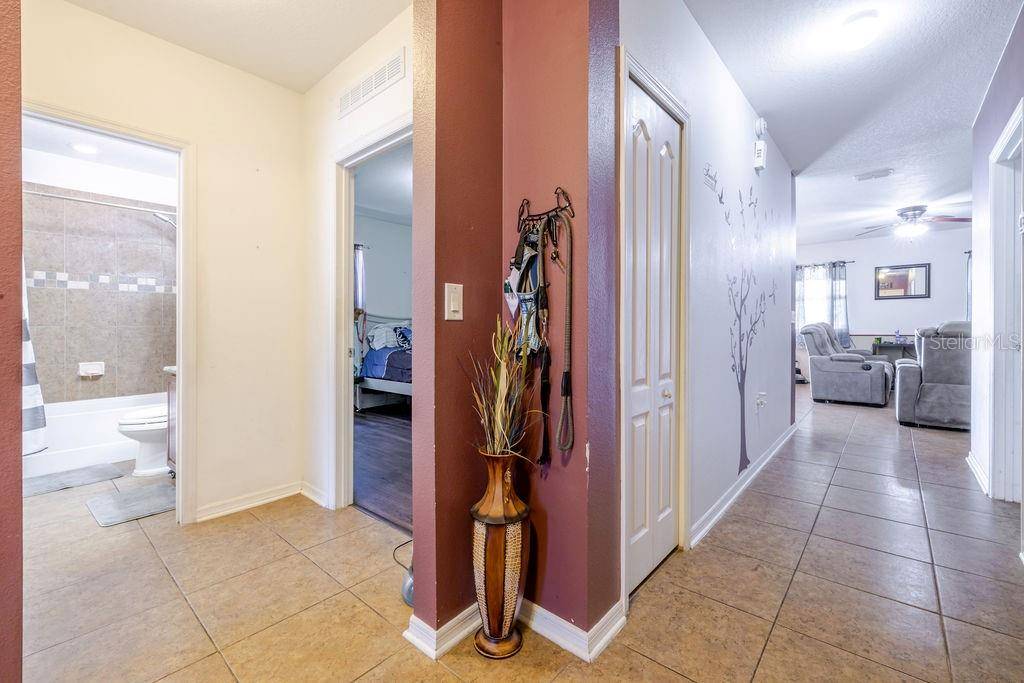 252 SHERRI LEE LN, Deland, FL 32720