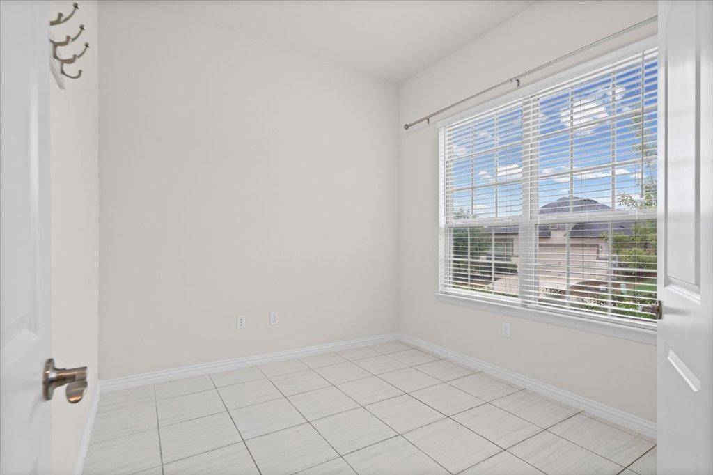 12702 Bloomington DR, Austin, TX 78748