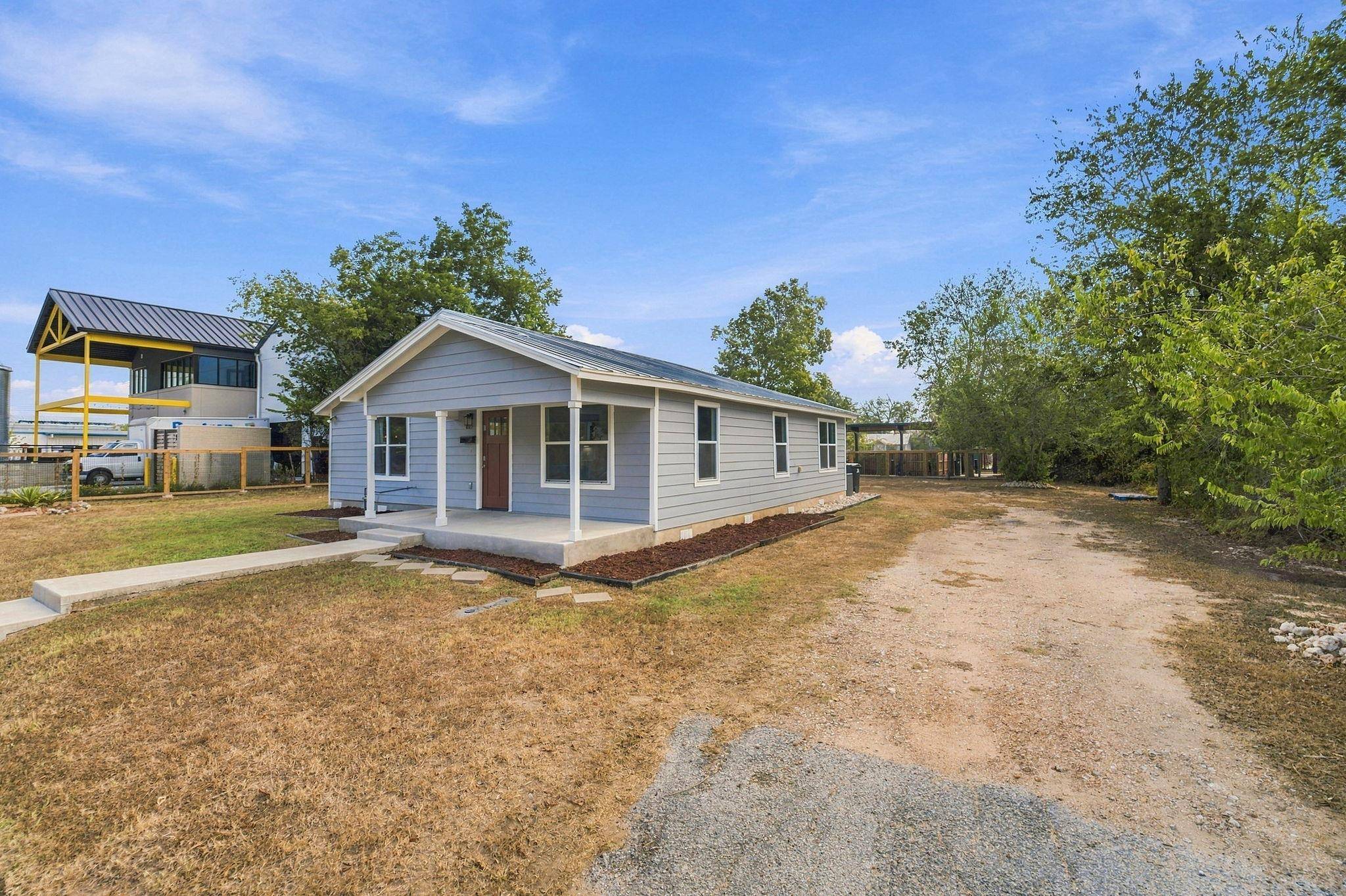 805 Haysel ST, Bastrop, TX 78602