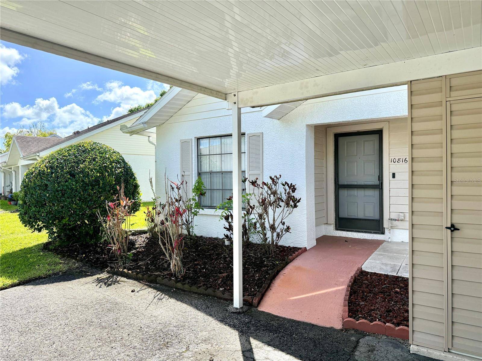 10816 LAQUINTA DR, New Port Richey, FL 34654