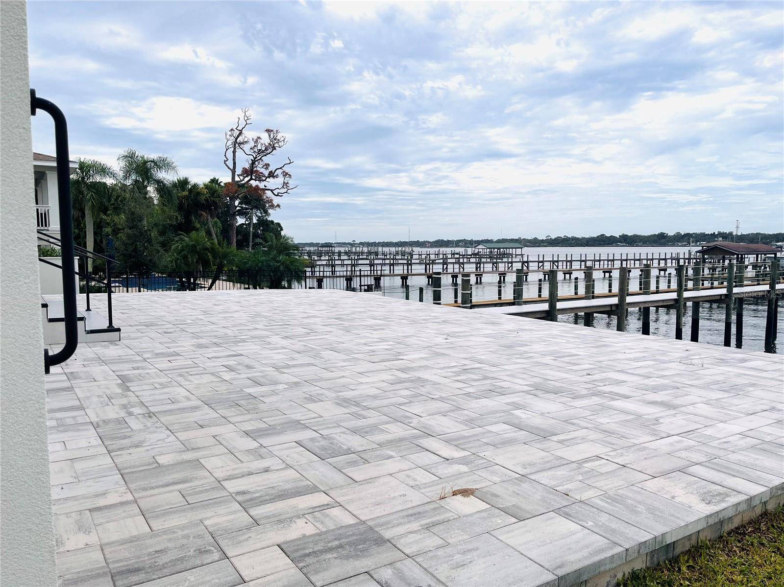 2115 N HALIFAX AVE, Daytona Beach, FL 32118