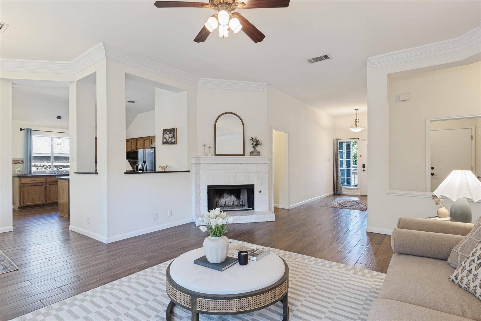8104 Isaac Pryor DR, Austin, TX 78749