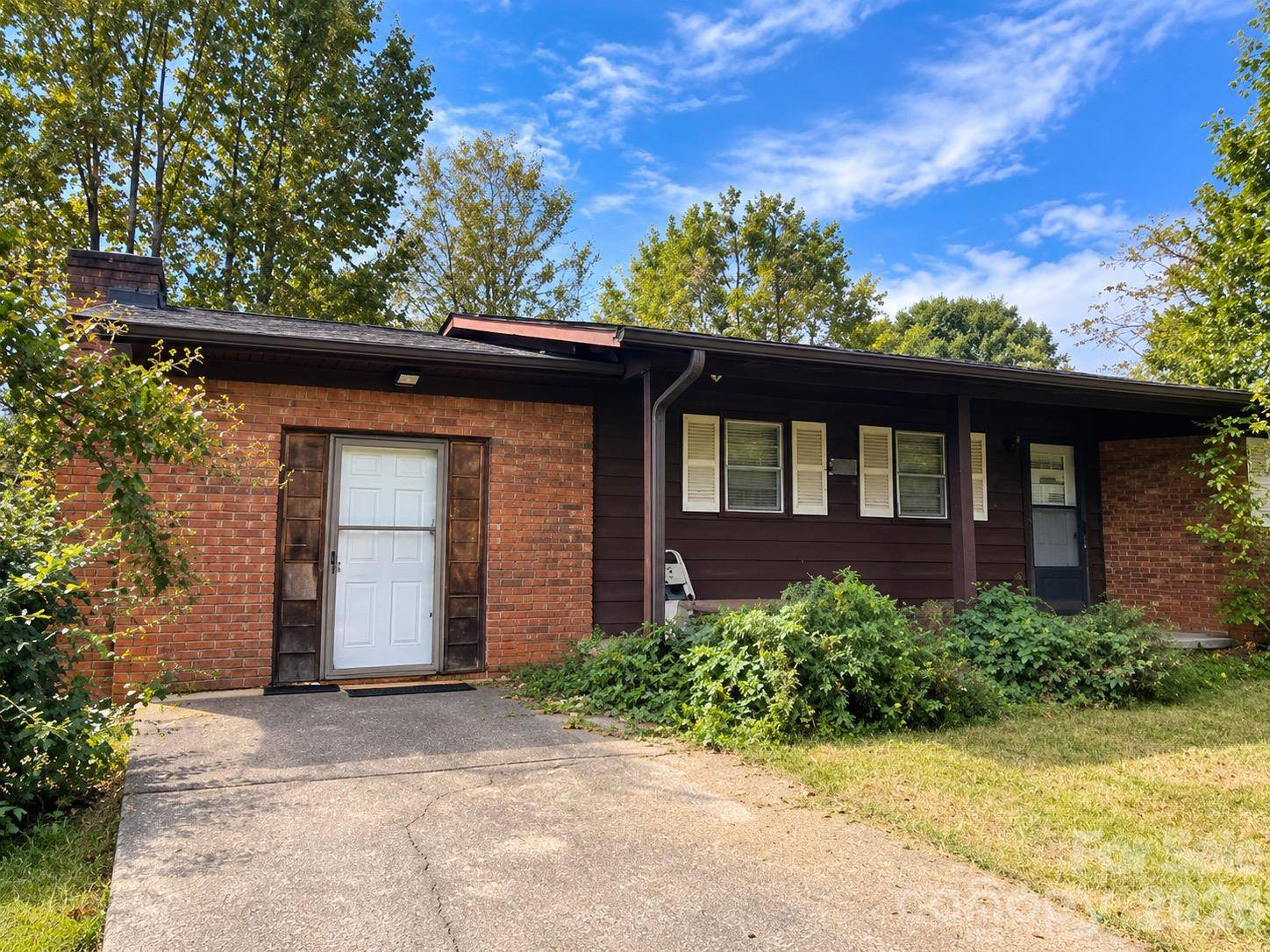 238 Randolph RD, Marion, NC 28752