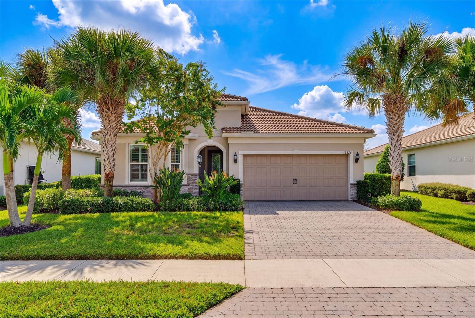 12326 BLUE HILL TRL, Bradenton, FL 34211