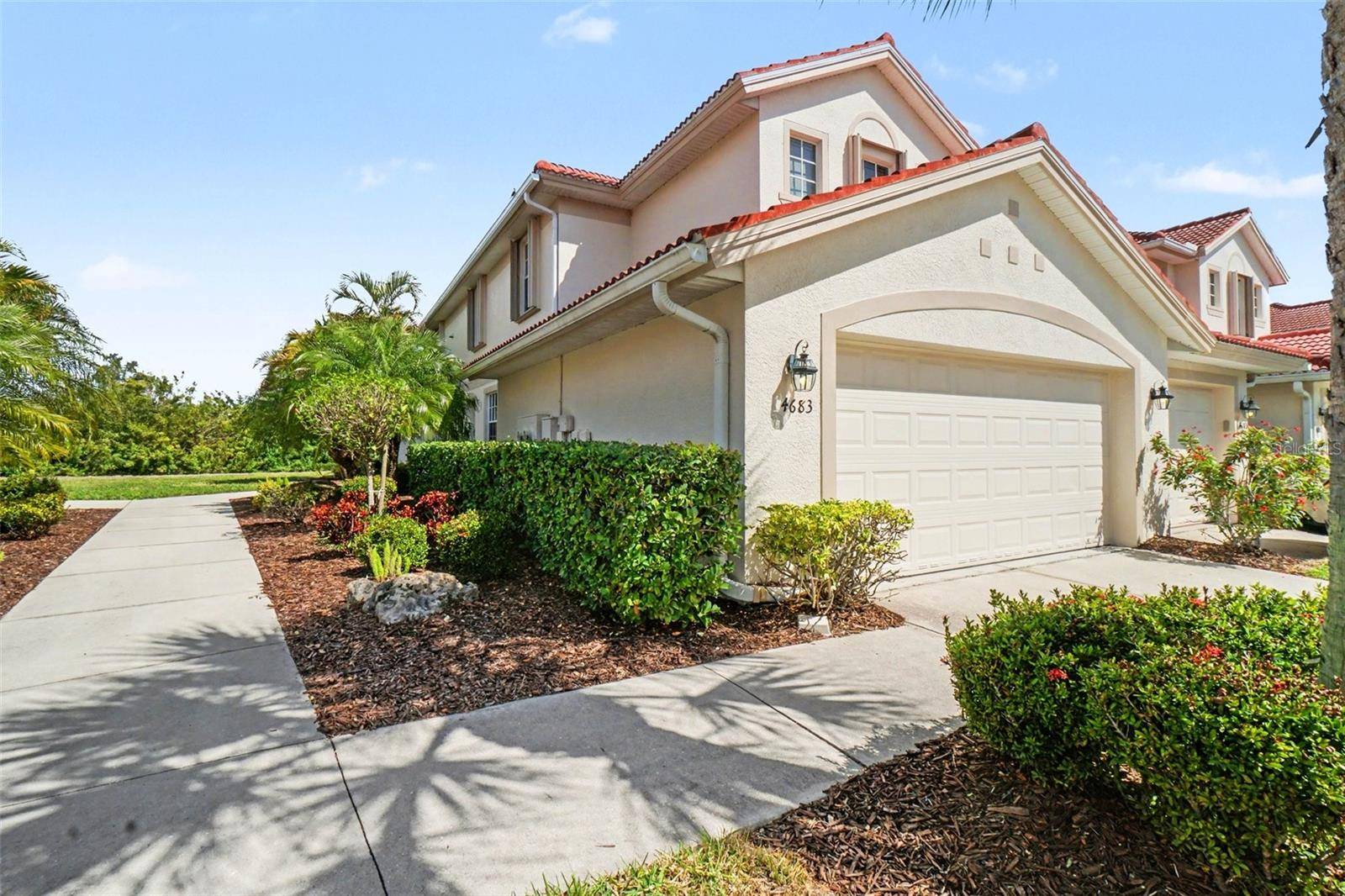 4683 CLUB DR #101, Port Charlotte, FL 33953