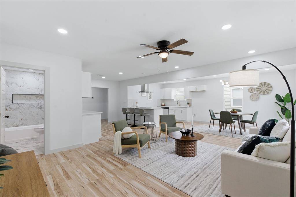 7107 Garza Avenue, Fort Worth, TX 76116