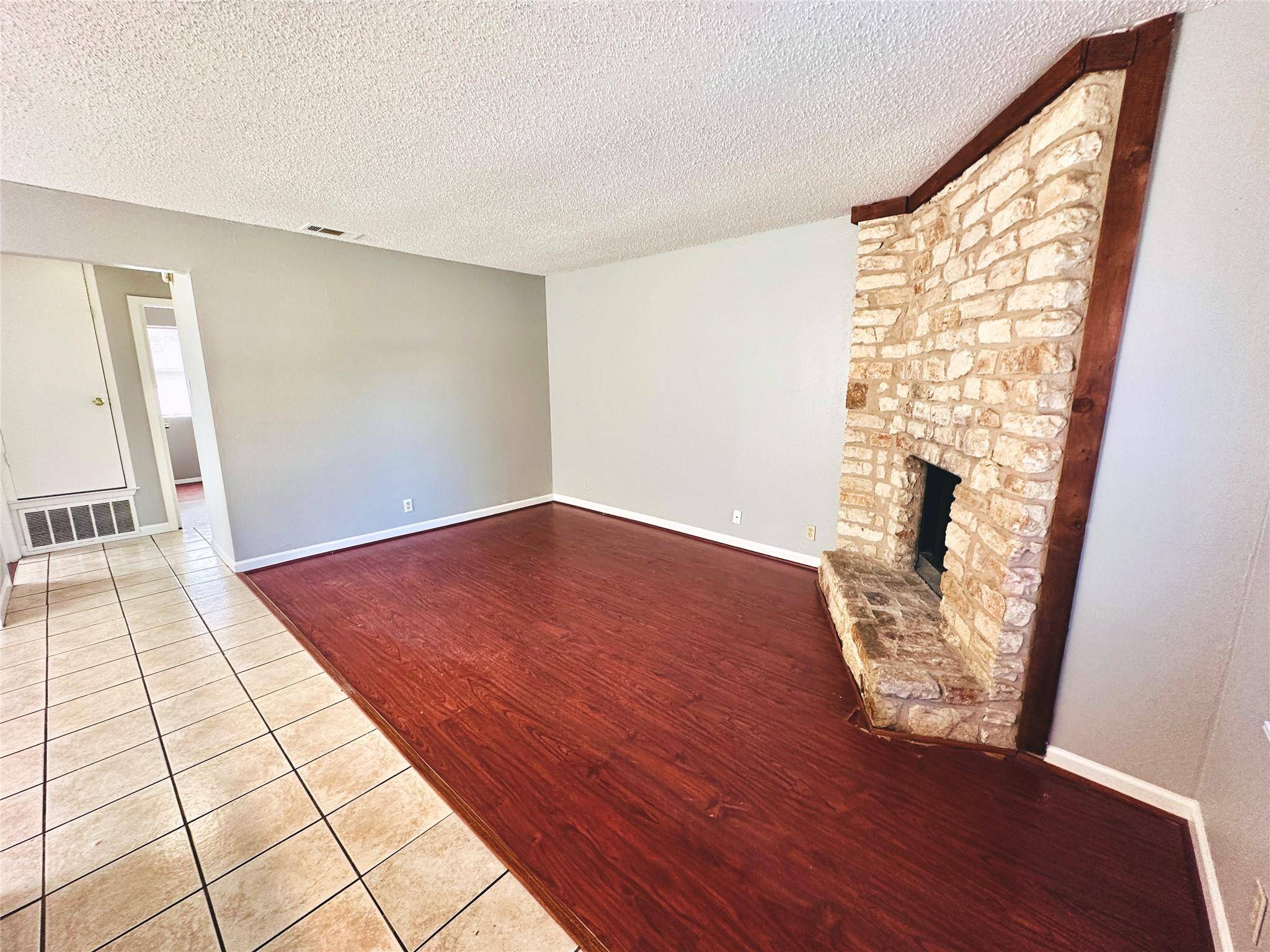 9808 Roxanna DR #C, Austin, TX 78748