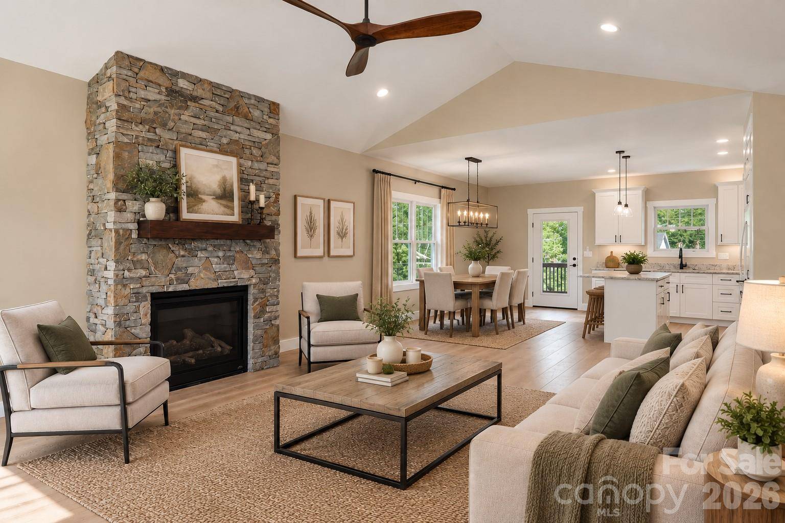 54 Olde Oak LN, Hendersonville, NC 28792