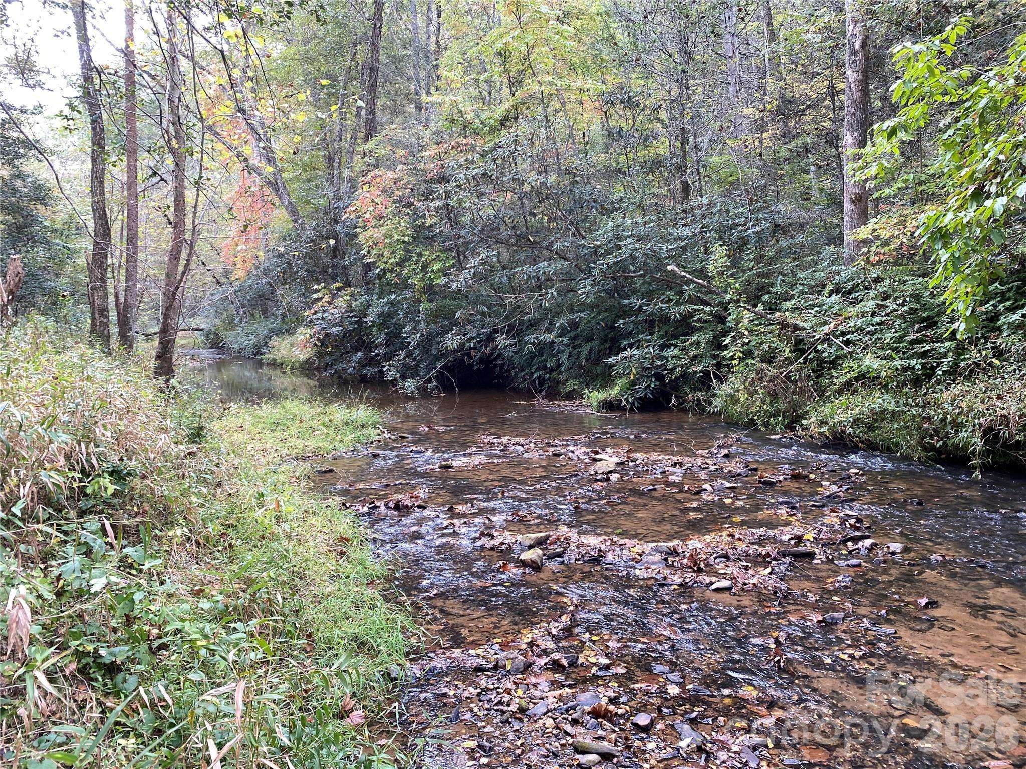 860 Redwood DR, Marion, NC 28752