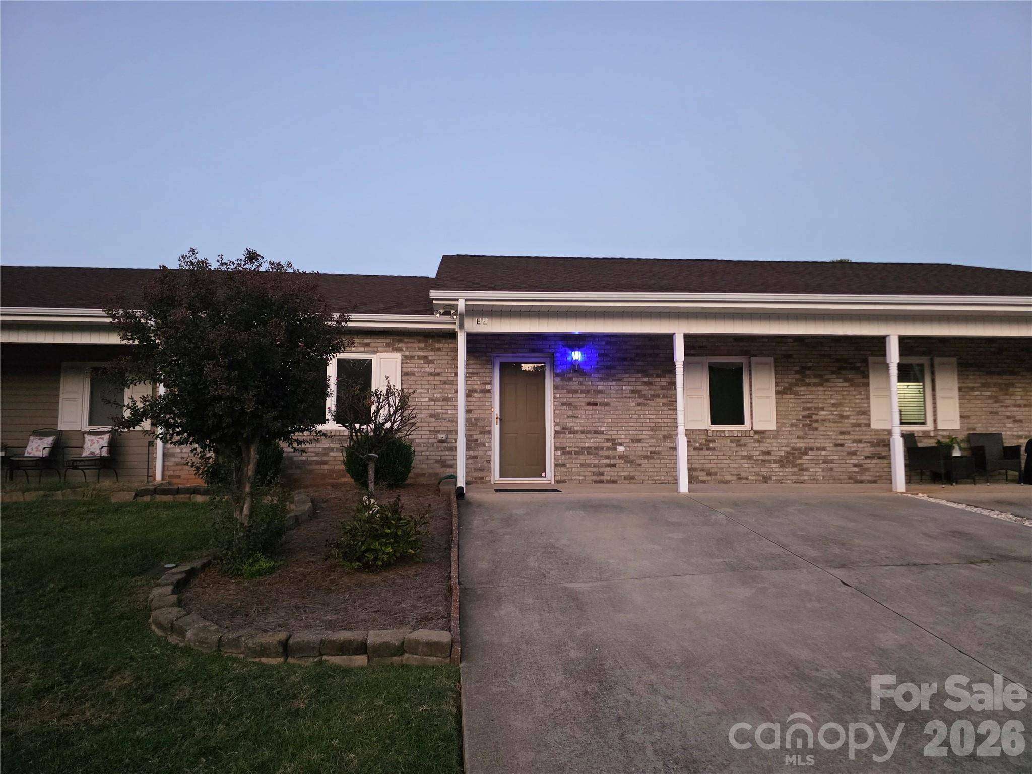 505 2nd Street PL NE #E2, Conover, NC 28613