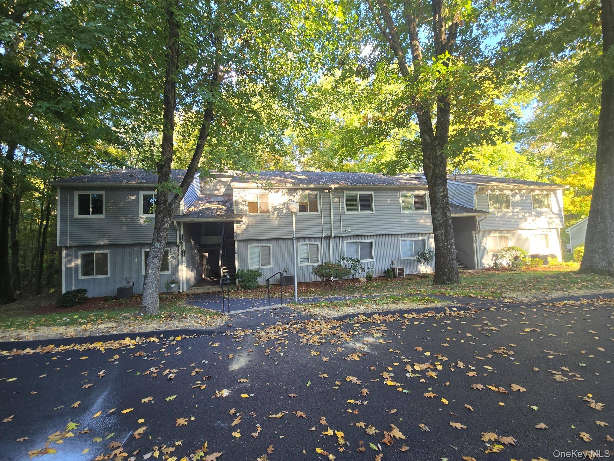 160 Carriage CT #D, Yorktown Heights, NY 10598