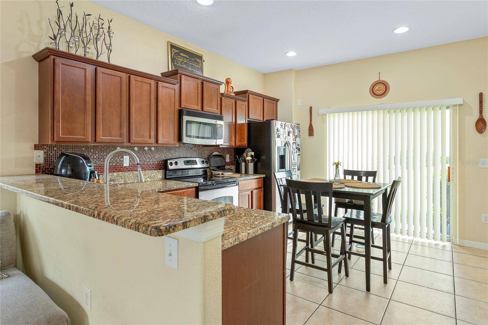 20435 NEEDLETREE DR, Tampa, FL 33647