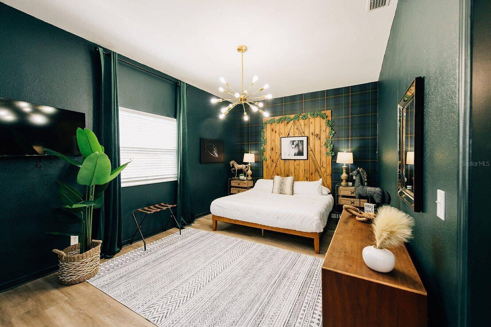 2705 N OAKDALE AVE #A, Tampa, FL 33602