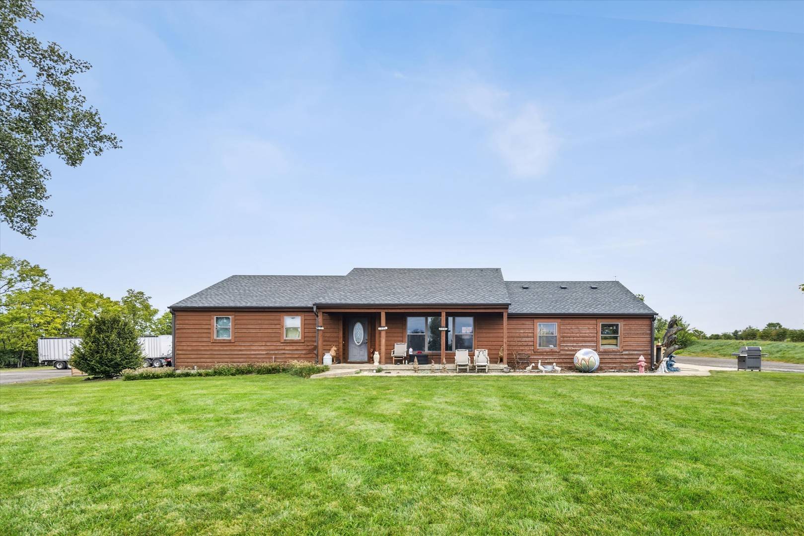 1451 Johnson RD, Oswego, IL 60543