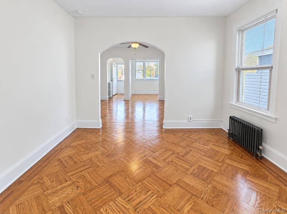 138-12 Whitelaw ST, Ozone Park, NY 11417