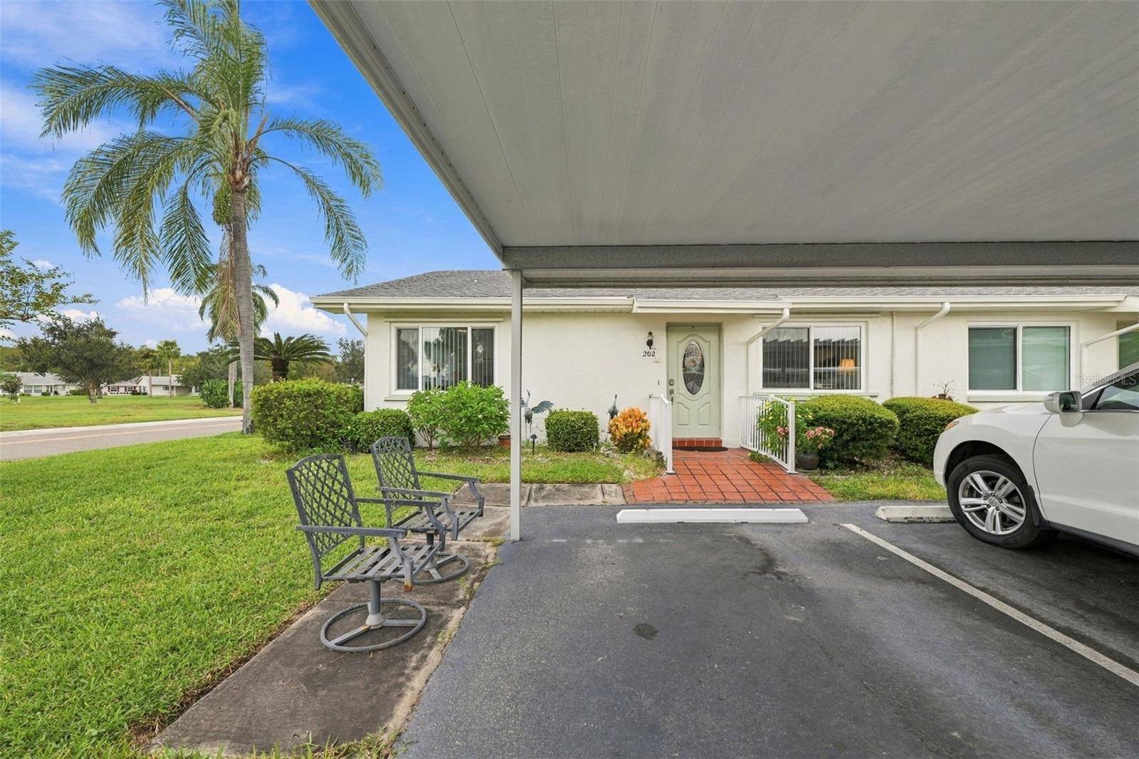 202 GLOUCESTER BLVD #357, Sun City Center, FL 33573