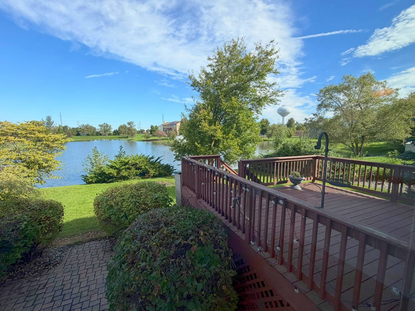 533 Treasure DR, Oswego, IL 60543