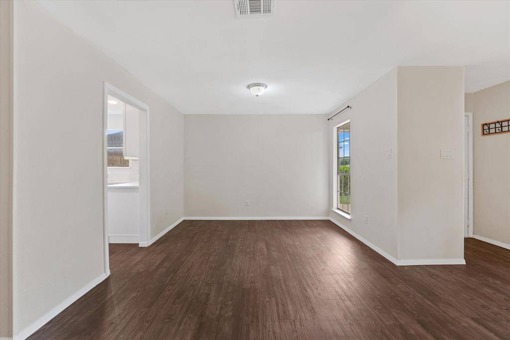 4007 Ridgebrook Drive, Arlington, TX 76015