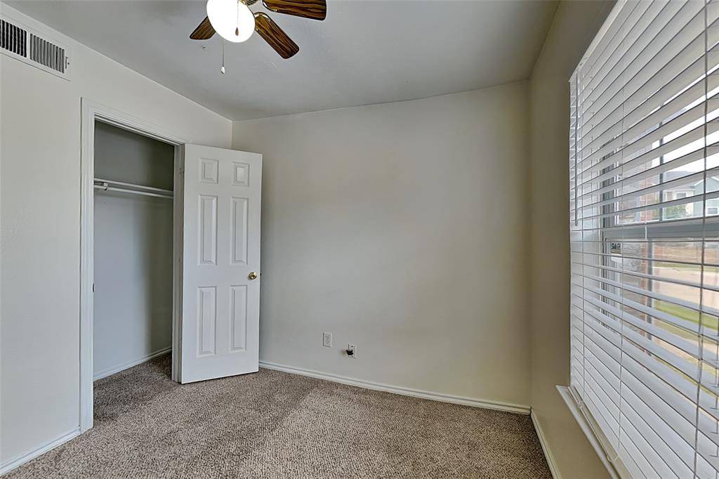 905 Fairbanks Circle, Duncanville, TX 75137