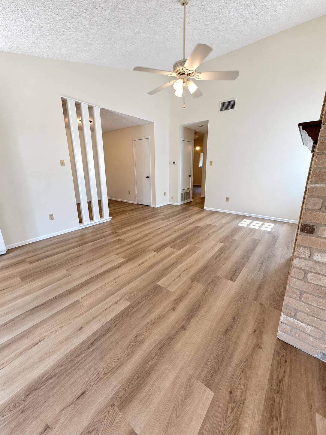 607 Rollingway DR #A, Round Rock, TX 78681