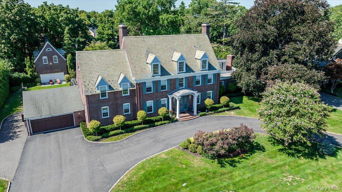 115 Cedar AVE, Hewlett, NY 11557
