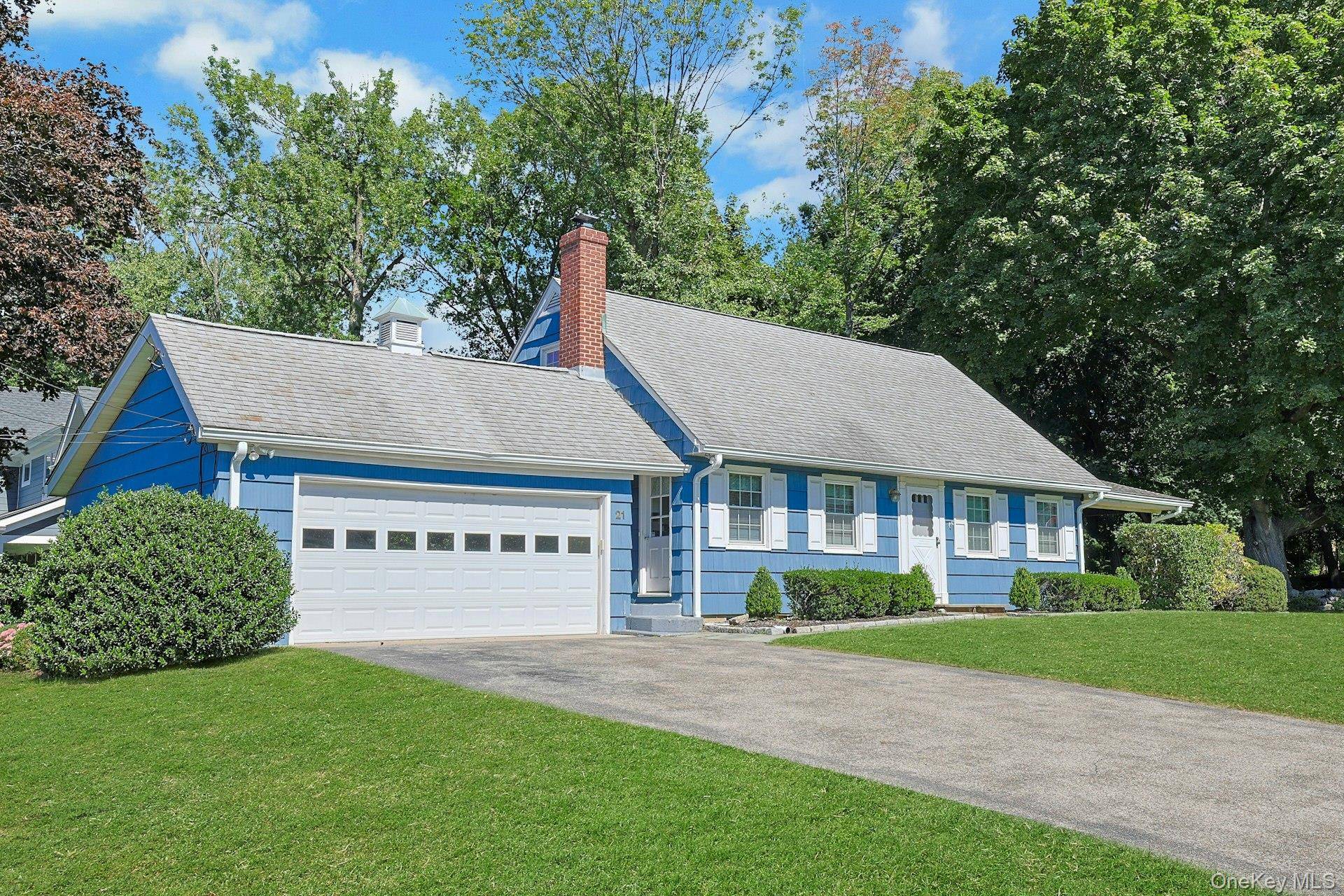 21 Elm ST, Valhalla, NY 10595