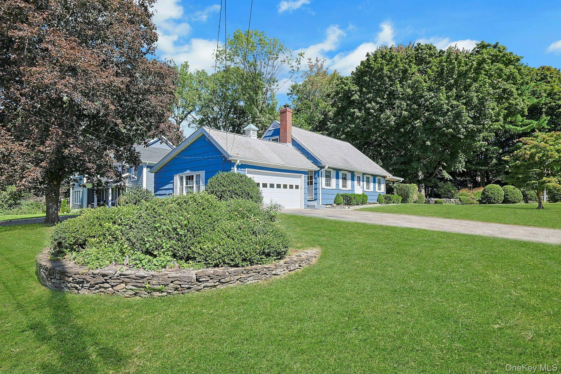 21 Elm ST, Valhalla, NY 10595