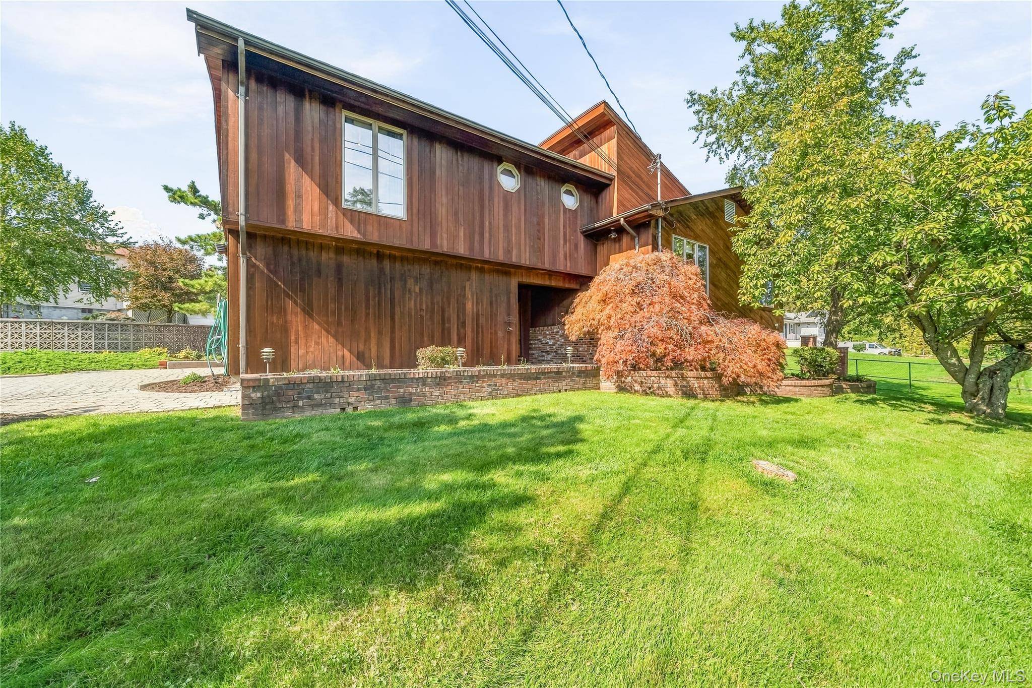 102 Neptune DR, Monroe, NY 10950