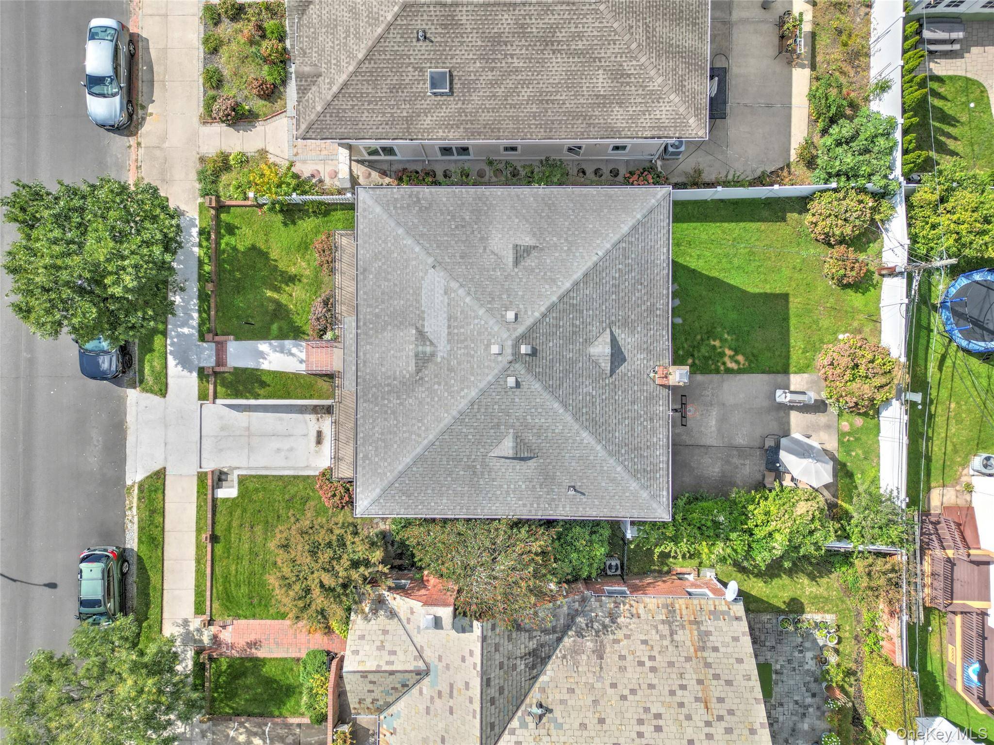 69 W Penn ST, Long Beach, NY 11561