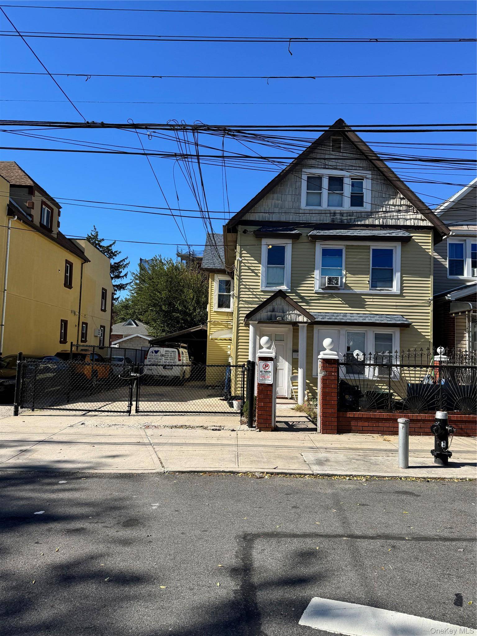 101-30 126th ST, Richmond Hill, NY 11419