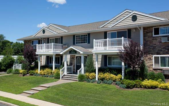 51 Golden AVE #B10, Deer Park, NY 11729