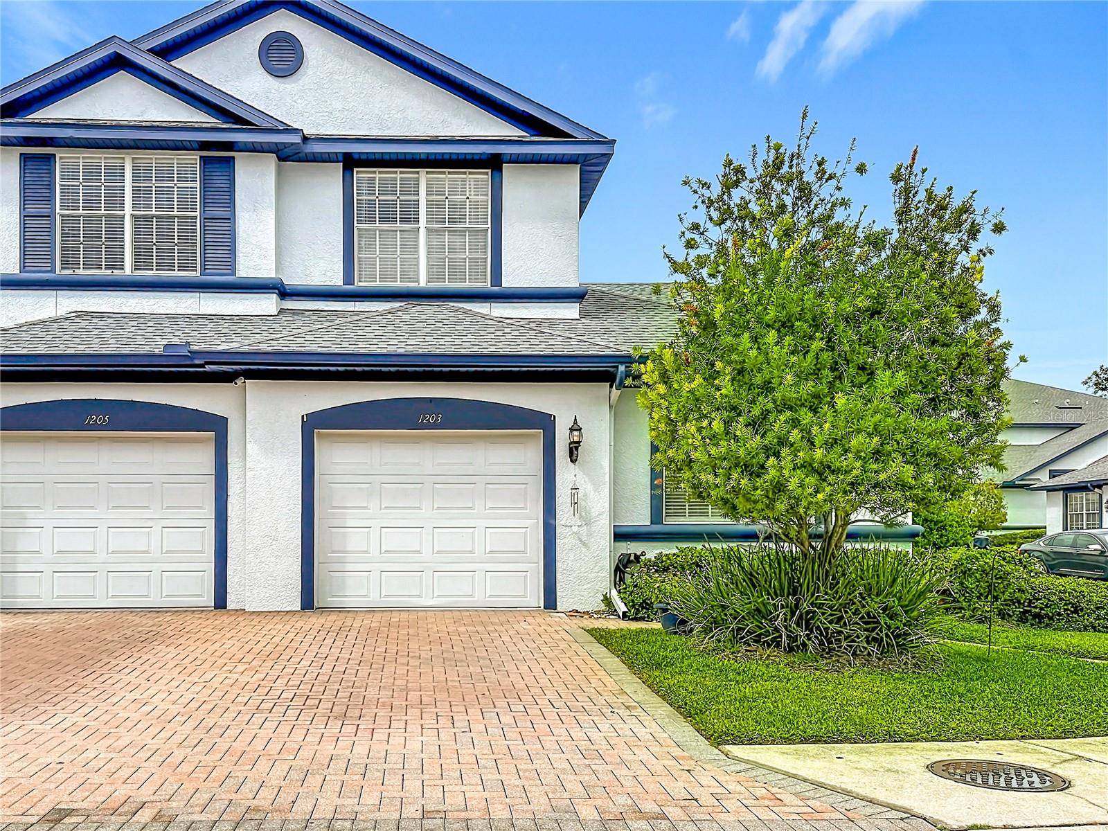 1203 SUMMERGATE DR, Valrico, FL 33594