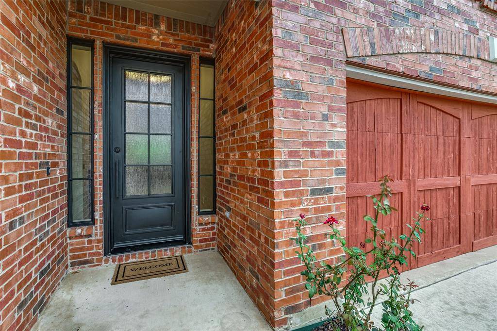 2206 Muskeg Lane, Euless, TX 76039