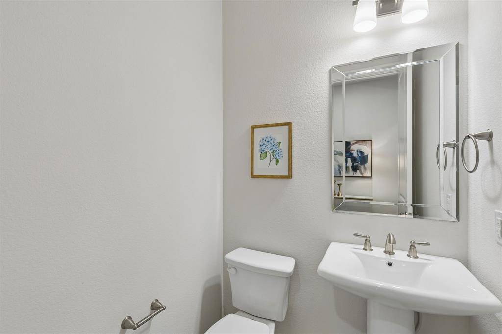 17717 Sage Lane, Dallas, TX 75252